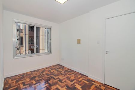 Sala de apartamento à venda com 2 quartos, 48m² em Jardim Itu, Porto Alegre