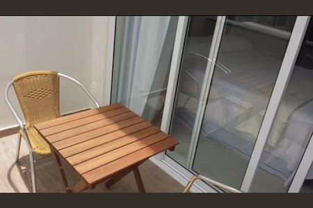 Apartamento à venda com 35m², 1 quarto e sem vagaVaranda