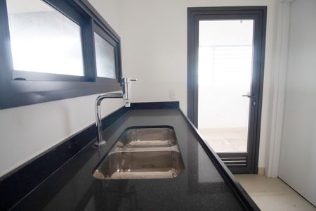 Apartamento à venda com 195m², 4 quartos e 4 vagas