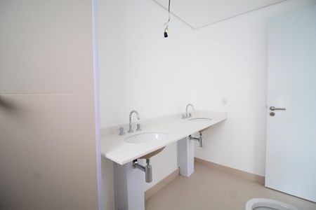 Apartamento à venda com 195m², 4 quartos e 4 vagas