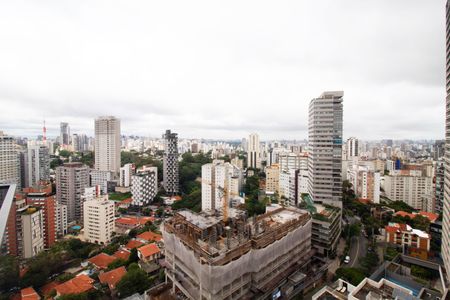 Apartamento à venda com 195m², 4 quartos e 4 vagas