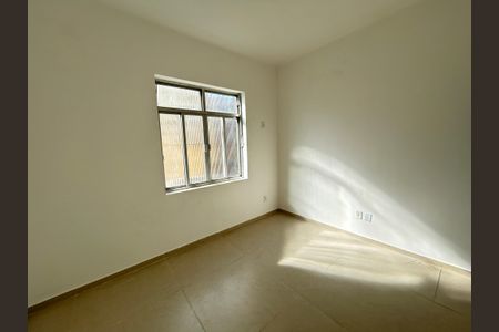 Apartamento para alugar com 100m², 3 quartos e sem vagaQuarto 2