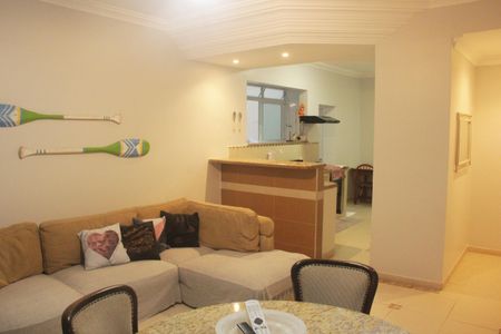 Sala de apartamento para alugar com 3 quartos, 120m² em Gonzaga, Santos