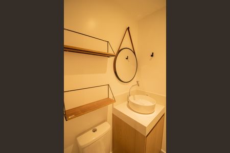 Apartamento para alugar com 37m², 2 quartos e sem vagaBANHEIRO