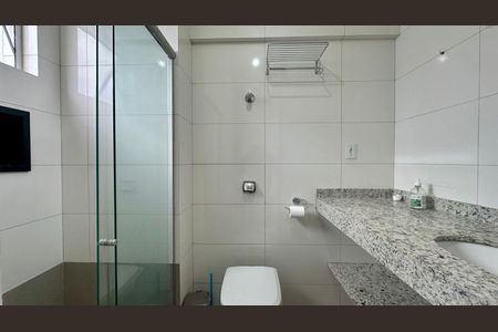 Apartamento à venda com 82m², 2 quartos e 1 vagaBanheiro 