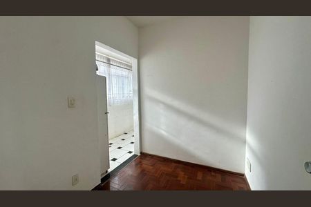 Apartamento à venda com 82m², 2 quartos e 1 vagaQuarto reversivel 