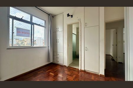 Apartamento à venda com 82m², 2 quartos e 1 vagaQuarto 