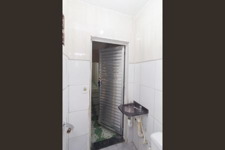 Casa para alugar com 70m², 2 quartos e sem vaga Casa para alugar com 70m², 2 quartos e sem vagaBanheiro