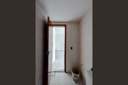Apartamento à venda com 40m², 2 quartos e 1 vaga Apartamento à venda com 40m², 2 quartos e 1 vagaBanheiro
