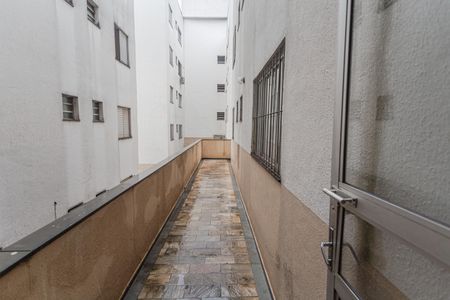 Apartamento à venda com 69m², 4 quartos e 2 vagasEntrada