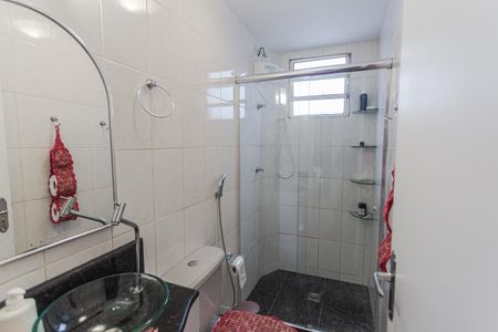 Apartamento à venda com 69m², 4 quartos e 2 vagasBanheiro Social
