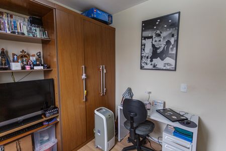 Apartamento à venda com 69m², 4 quartos e 2 vagasQuarto 2