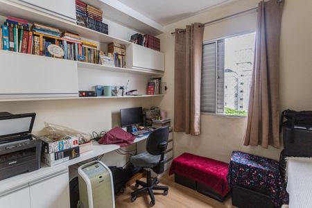 Apartamento à venda com 69m², 4 quartos e 2 vagasQuarto 3