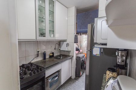 Apartamento à venda com 69m², 4 quartos e 2 vagasCozinha