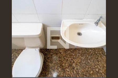 Apartamento para alugar com 200m², 3 quartos e 2 vagasBanheiro