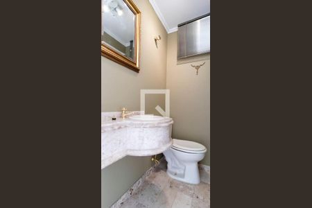 Apartamento para alugar com 200m², 3 quartos e 2 vagasBanheiro