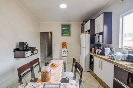 Casa à venda com 377m², 8 quartos e 2 vagas Casa à venda com 377m², 8 quartos e 2 vagasCozinha 2