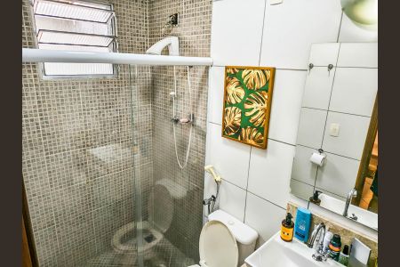 Casa à venda com 377m², 8 quartos e 2 vagas Casa à venda com 377m², 8 quartos e 2 vagasBanheiro da Suíte 2