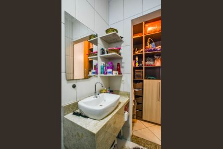 Casa à venda com 377m², 8 quartos e 2 vagas Casa à venda com 377m², 8 quartos e 2 vagasBanheiro da Suíte 3