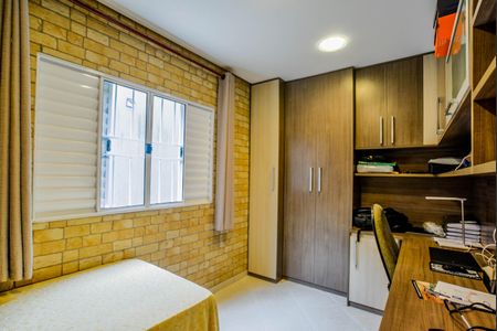 Casa à venda com 377m², 8 quartos e 2 vagas Casa à venda com 377m², 8 quartos e 2 vagasQuarto 1