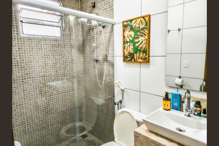 Casa à venda com 377m², 8 quartos e 2 vagas Casa à venda com 377m², 8 quartos e 2 vagasBanheiro da Suíte 2