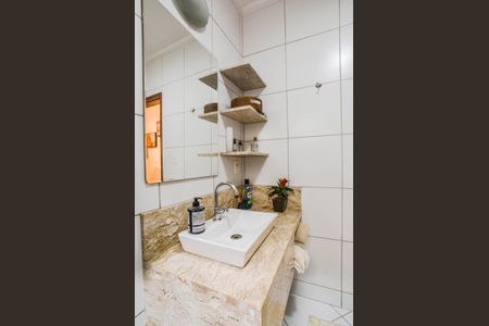 Casa à venda com 377m², 8 quartos e 2 vagas Casa à venda com 377m², 8 quartos e 2 vagasBanheiro 1