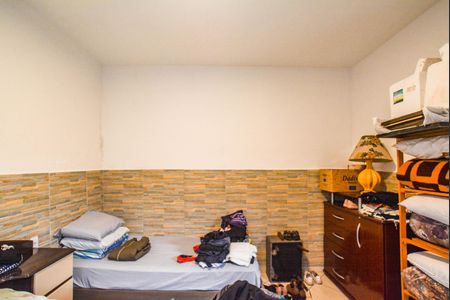 Casa à venda com 377m², 8 quartos e 2 vagas Casa à venda com 377m², 8 quartos e 2 vagasQuarto 4