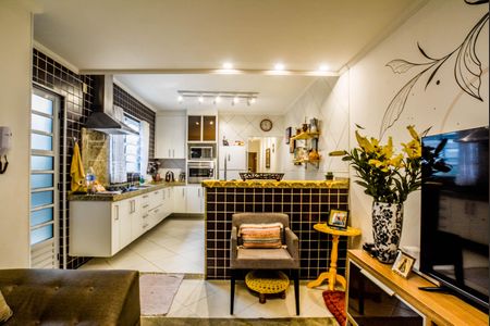 Sala 1 de casa à venda com 8 quartos, 377m² em Jardim Guarará, Santo André