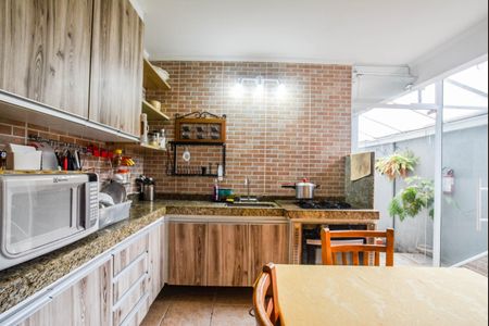 Casa à venda com 377m², 8 quartos e 2 vagas Casa à venda com 377m², 8 quartos e 2 vagasÁrea gourmet