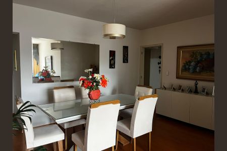 Sala de apartamento à venda com 3 quartos, 148m² em Icaraí, Niterói