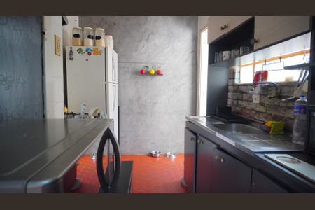 Apartamento à venda com 71m², 2 quartos e sem vagaCozinha 