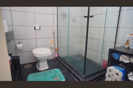 Apartamento à venda com 71m², 2 quartos e sem vagaBanheiro 