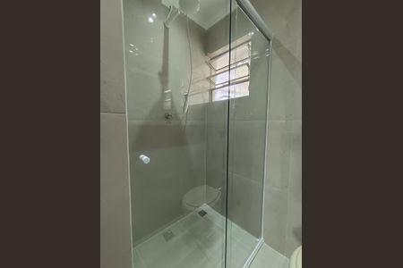 Apartamento à venda com 102m², 3 quartos e 2 vagasBanheiro Social