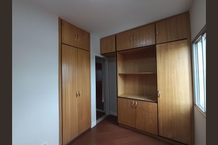 Apartamento à venda com 102m², 3 quartos e 2 vagasQuarto 3