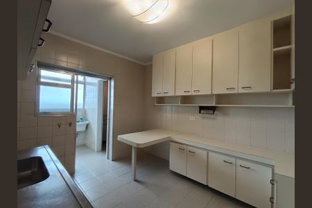 Apartamento à venda com 102m², 3 quartos e 2 vagasCozinha
