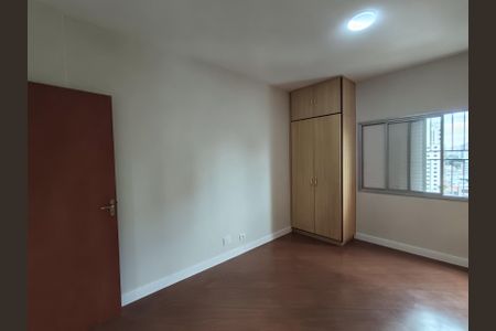 Apartamento à venda com 102m², 3 quartos e 2 vagasQuarto 2