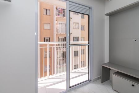 Sacada da Sala de apartamento para alugar com 2 quartos, 36m² em Bom Retiro, São Paulo