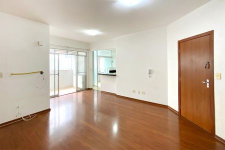 Sala de apartamento para alugar com 3 quartos, 85m² em Buritis, Belo Horizonte