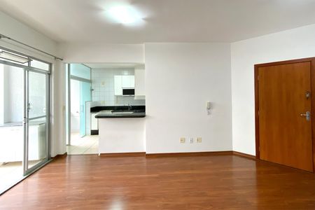 Sala de apartamento para alugar com 3 quartos, 85m² em Buritis, Belo Horizonte