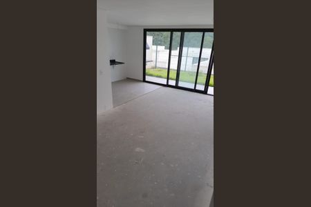 Casa de condomínio à venda com 152m², 2 quartos e 3 vagasSuíte