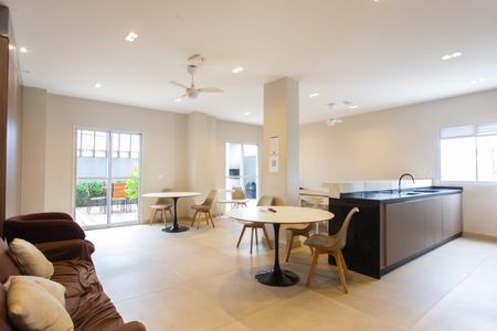 Apartamento para alugar com 50m², 2 quartos e 1 vagaÁrea comum - Salão de Festas