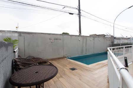 Apartamento para alugar com 50m², 2 quartos e 1 vagaÁrea comum - Piscina
