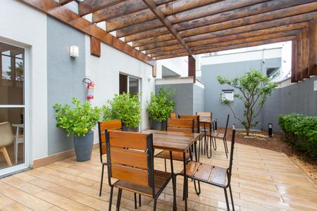 Apartamento para alugar com 50m², 2 quartos e 1 vagaÁrea comum - Churrasqueira