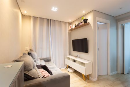 Sala de apartamento para alugar com 2 quartos, 50m² em Jardim das Oliveiras, São Paulo