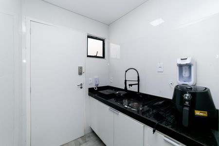Studio de kitnet/studio para alugar com 1 quarto, 28m² em Minas Brasil, Belo Horizonte