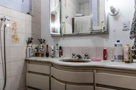 Casa para alugar com 300m², 3 quartos e 3 vagasBanheiro da Suíte