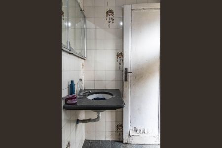 Casa para alugar com 300m², 3 quartos e 3 vagasBanheiro de serviço