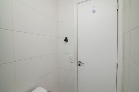 Apartamento para alugar com 55m², 2 quartos e 1 vaga Apartamento para alugar com 55m², 2 quartos e 1 vagaBanheiro do Quarto 2 Suíte