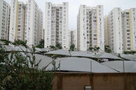 Apartamento para alugar com 55m², 2 quartos e 1 vaga Apartamento para alugar com 55m², 2 quartos e 1 vagaVaranda