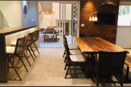 Casa de Condomínio à venda com 3 quartos, 308m² em Swiss Park, Campinas